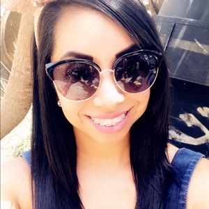 Meet your Posher, Vanessa